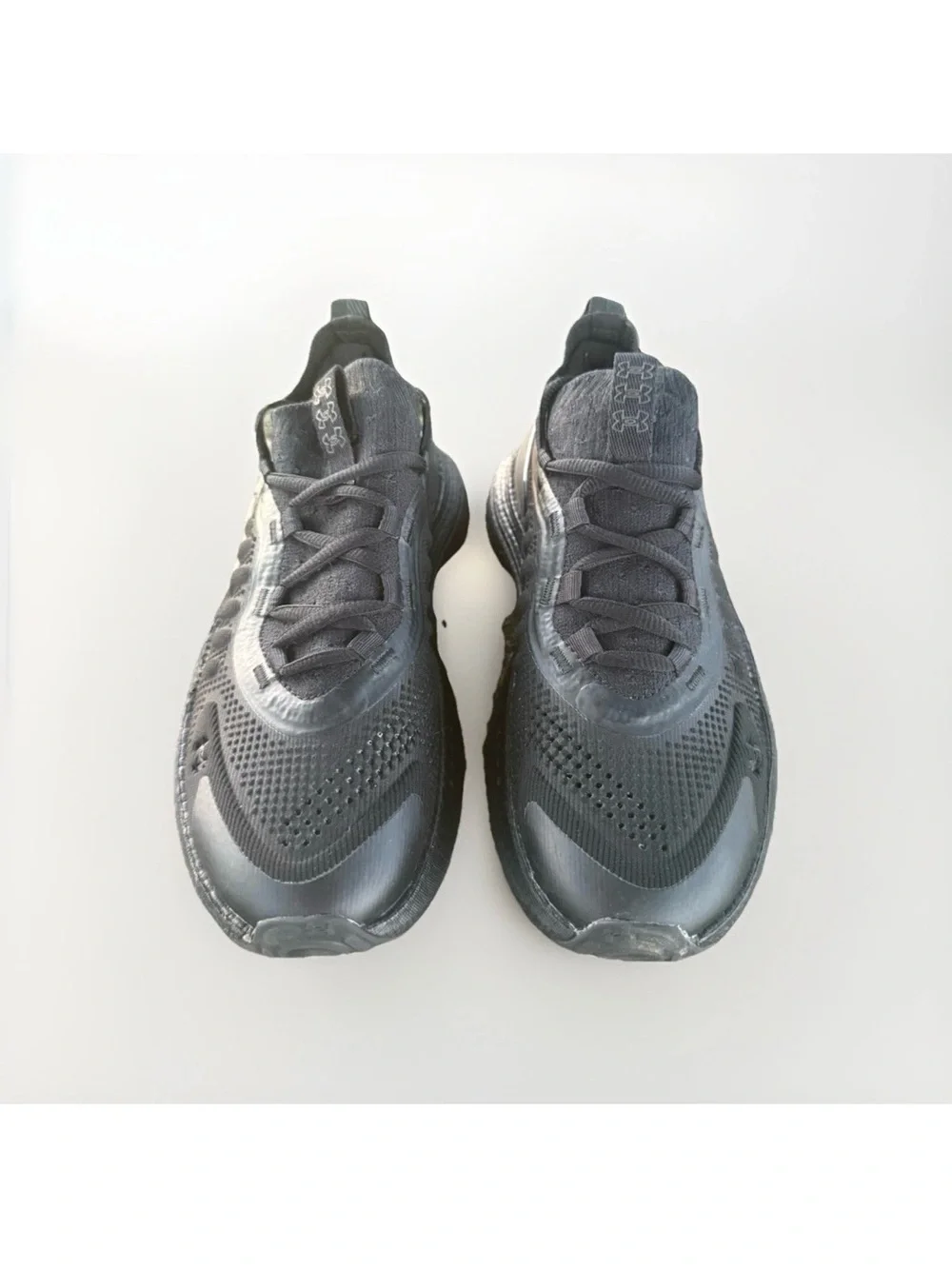 Under Armour HOVR Phantom All-Black Boys 4.5Y Athletic Running Shoes Sneakers